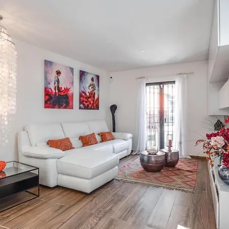 Townhouse San Cristobal בית נופש מארבלה
